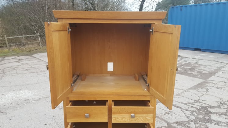 Blonde Oak TV Entertainment Unit