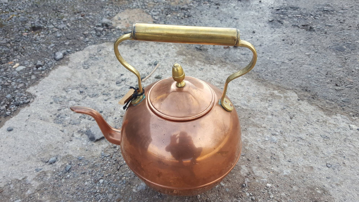 Copper Kettle with Brass Handle