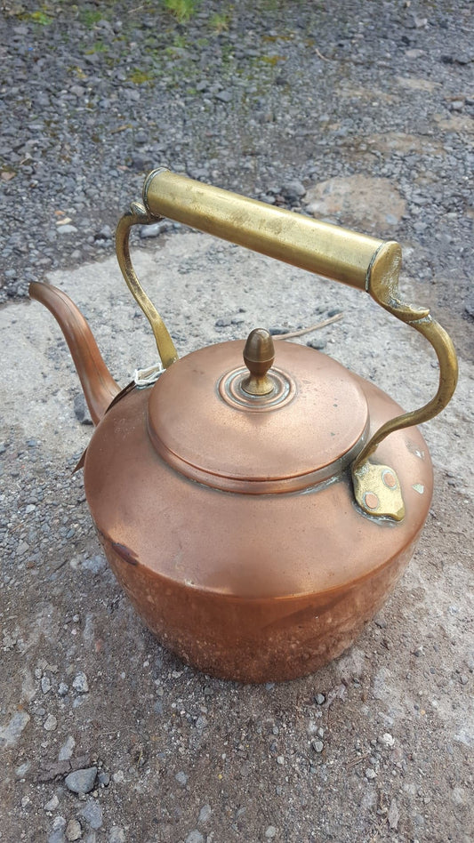 Copper Kettle with Brass Handle