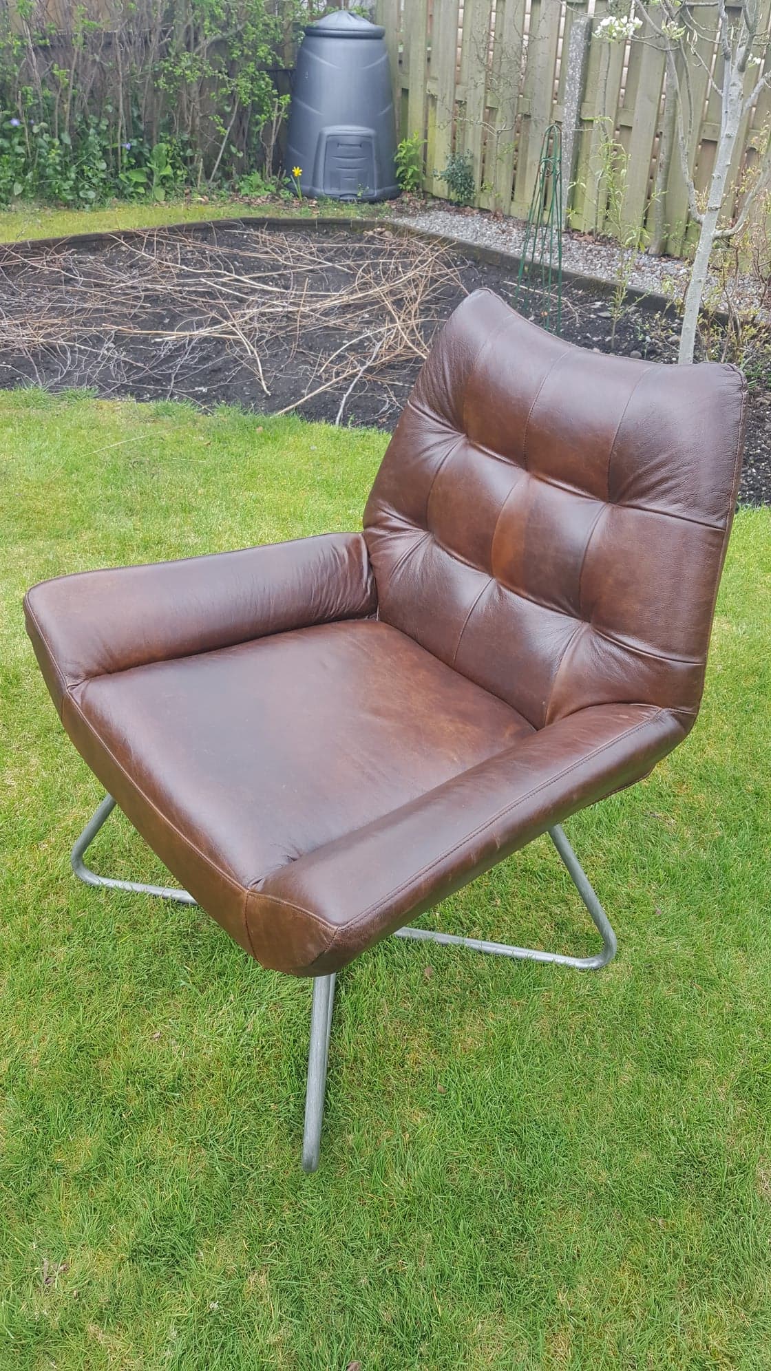 "Dialma" Italian Leather Chair