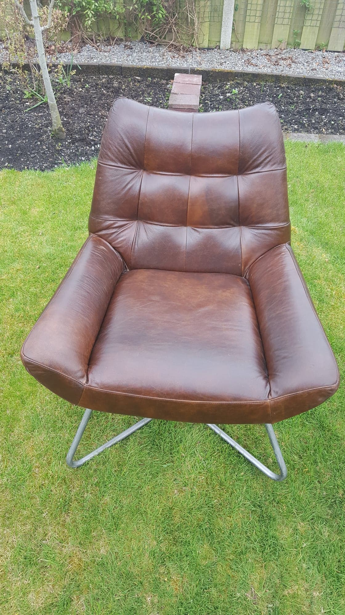 "Dialma" Italian Leather Chair